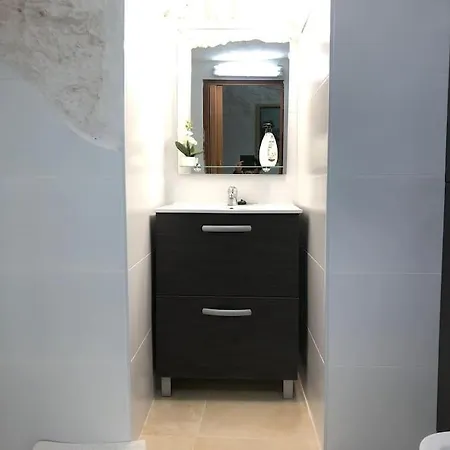 La Cueva De Toni El Seco * Paterna